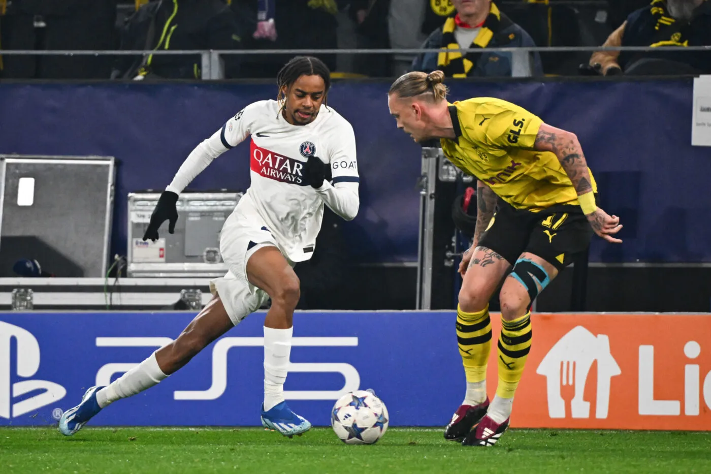 Bradley BARCOLA of PSG during the UEFA Champions League Group F match between Borussia Dortmund and Paris Saint-Germain Football Club at Signal Iduna Park on December 13, 2023 in Dortmund, Germany. (Photo by Anthony Dibon/Icon Sport)