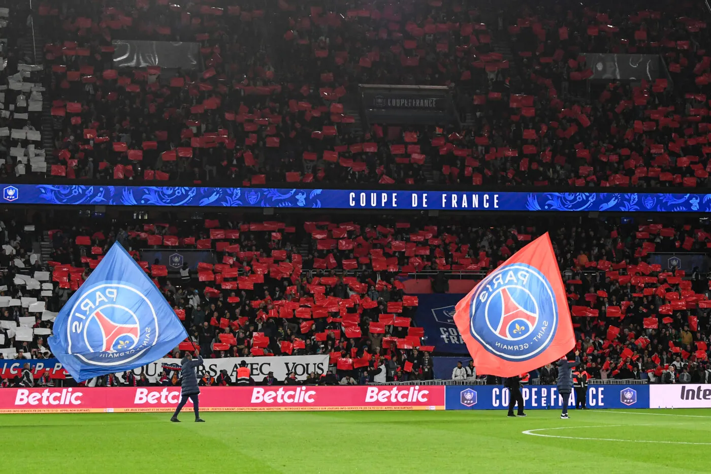 La suprenante banderole des supporters parisiens pendant PSG-Clermont