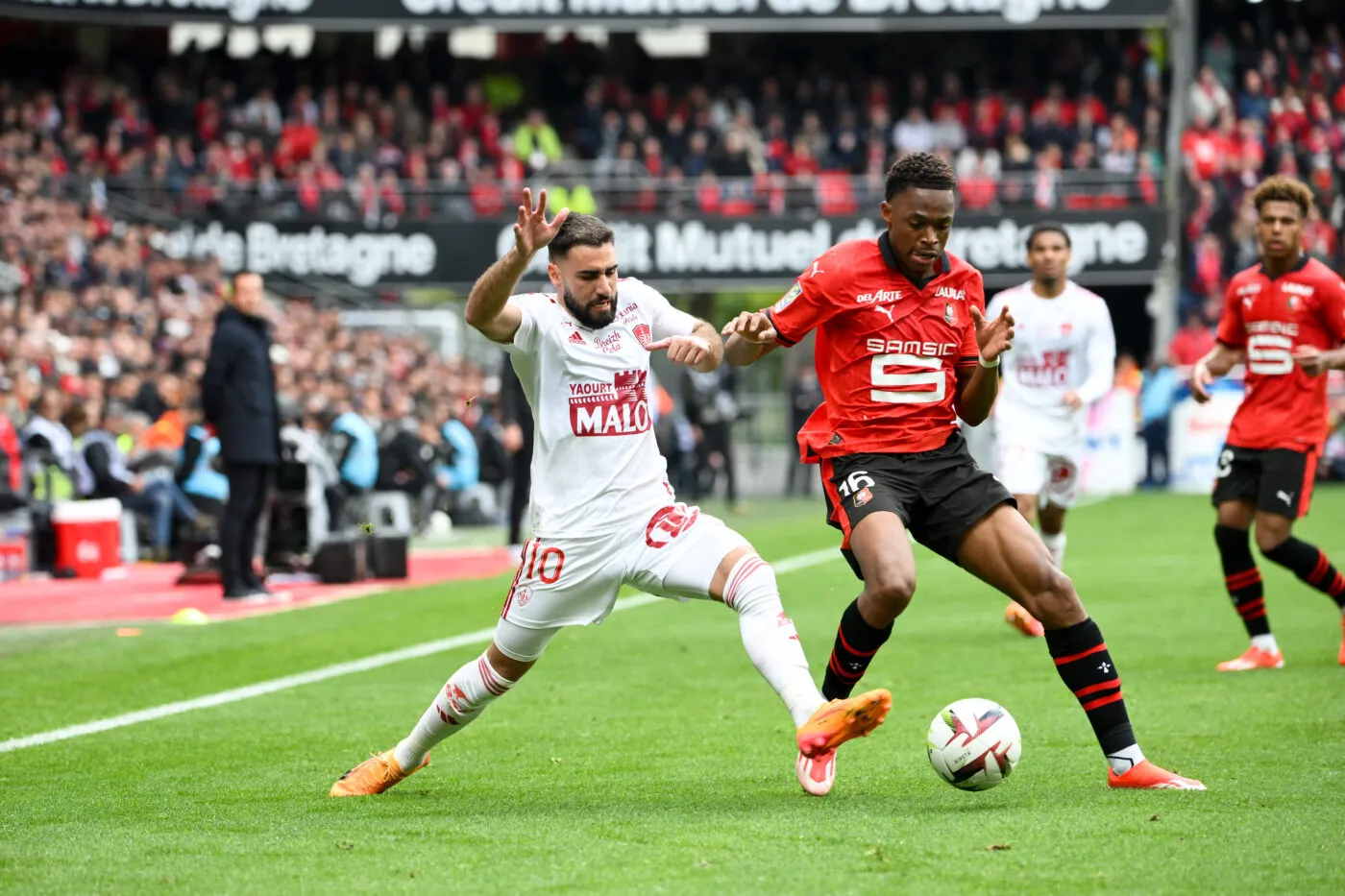 Brest crucifie Rennes dans un derby dingue