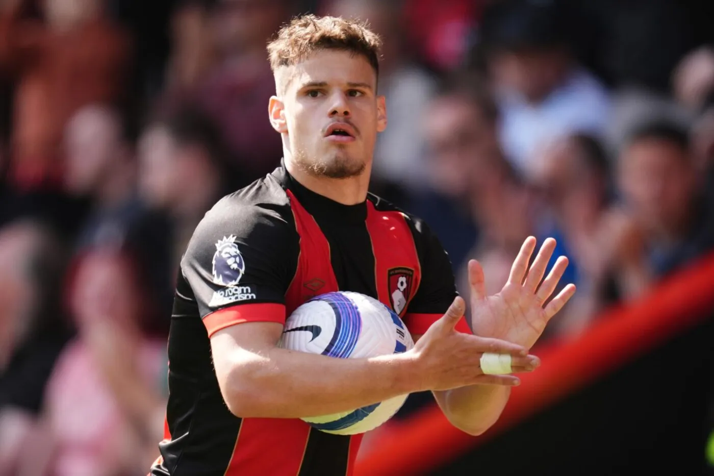 Milos Kerkez en route vers Liverpool