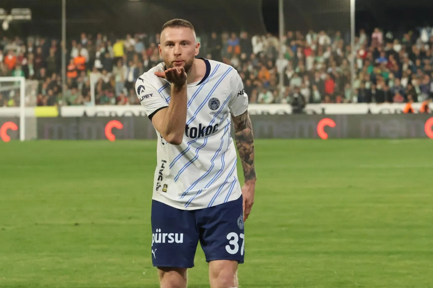 Milan Škriniar et Nelson Semedo s&rsquo;engagent à Fenerbahçe