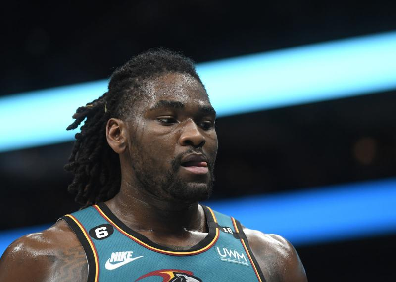 d-524326-isaiah-stewart