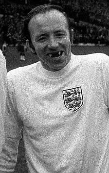 article-0-09e37858000005dc-914-224x353-1