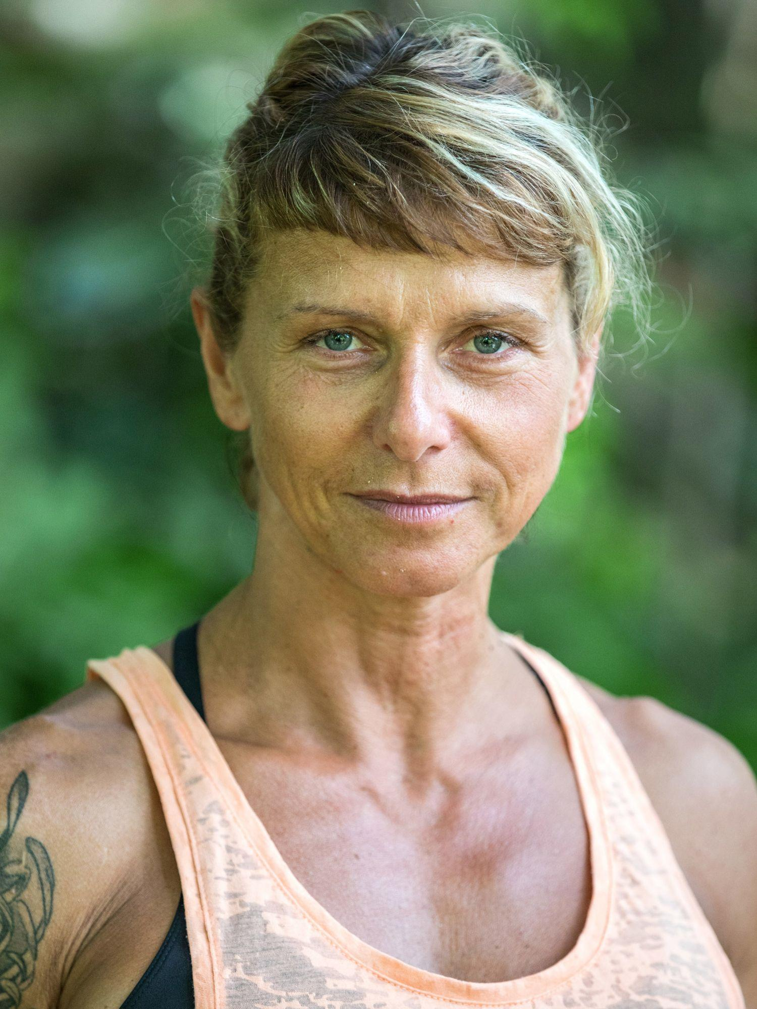 d-484251-sara-koh-lanta-l-ile-des-heros