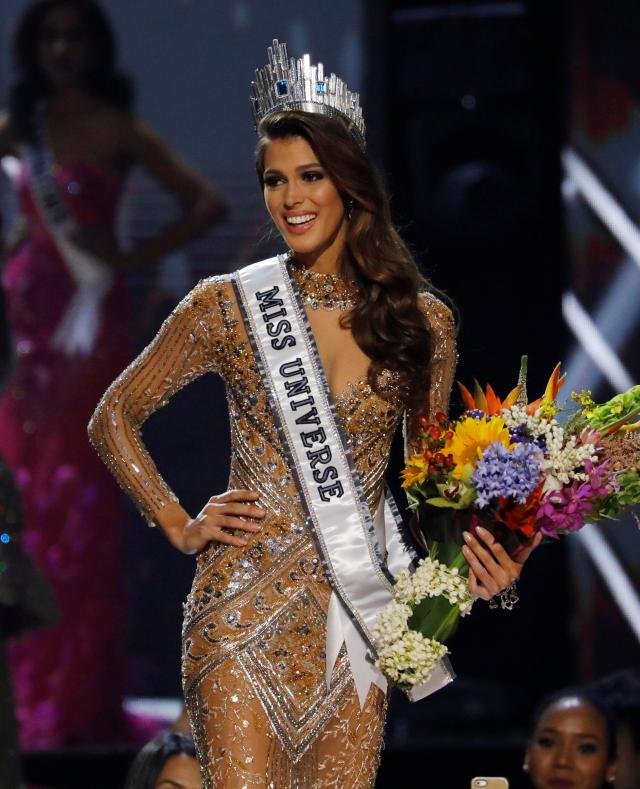 la-francaise-iris-mittenaere-elue-miss-univers-0