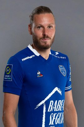 renaud-ripart-150441-1