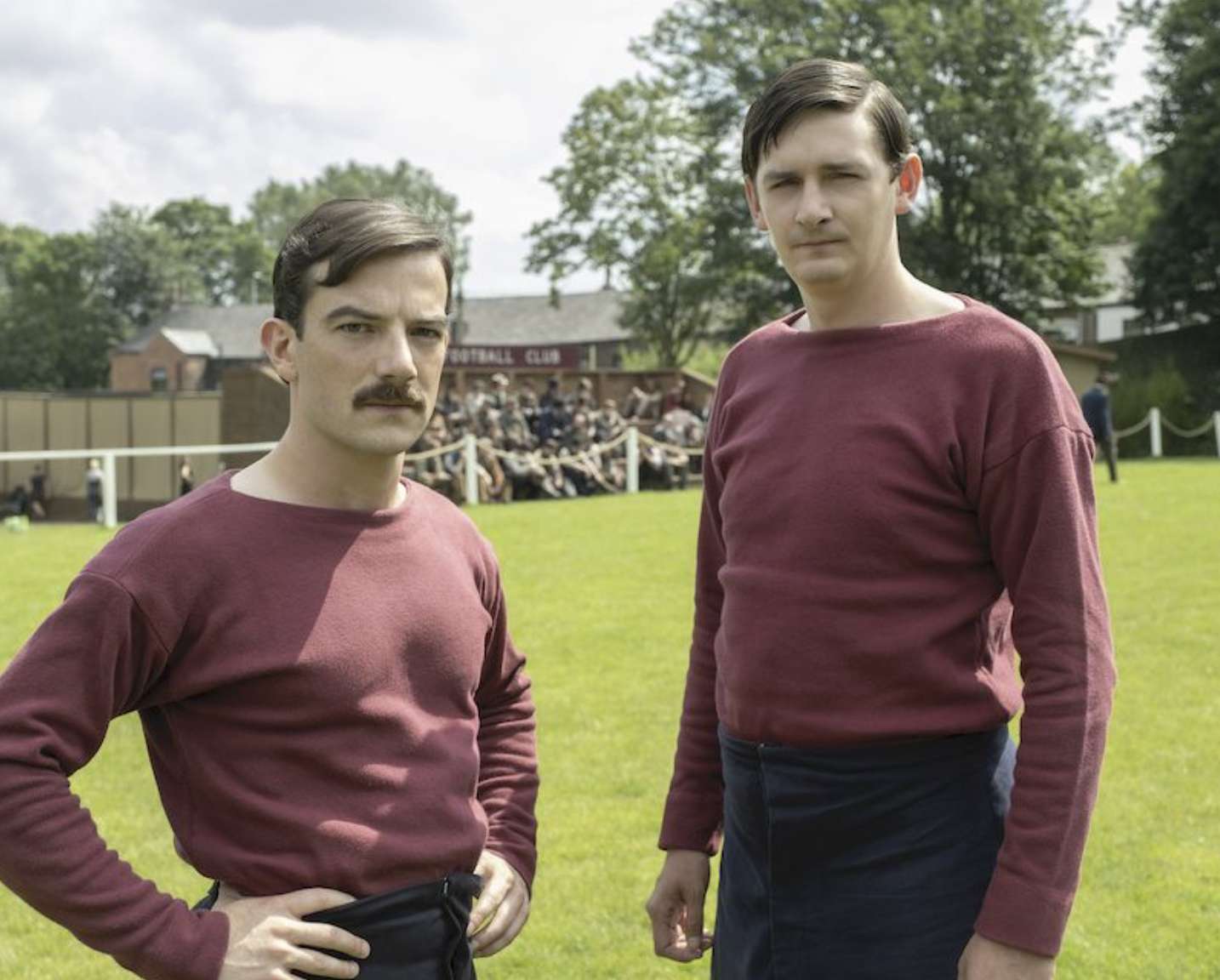 Arthur Kinnaird &amp; Fergus Suter, The English Game