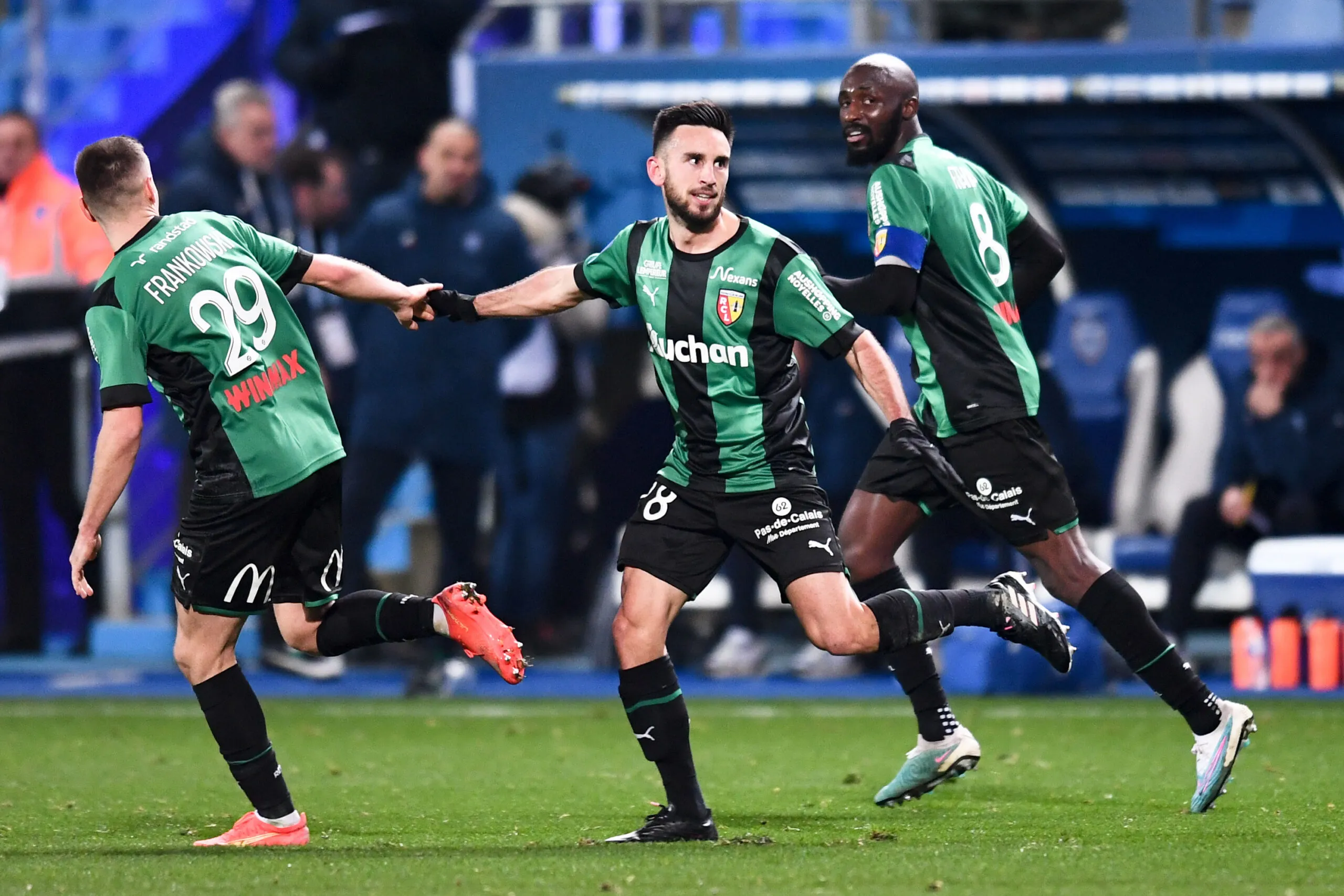 Lens arrache un point à Troyes