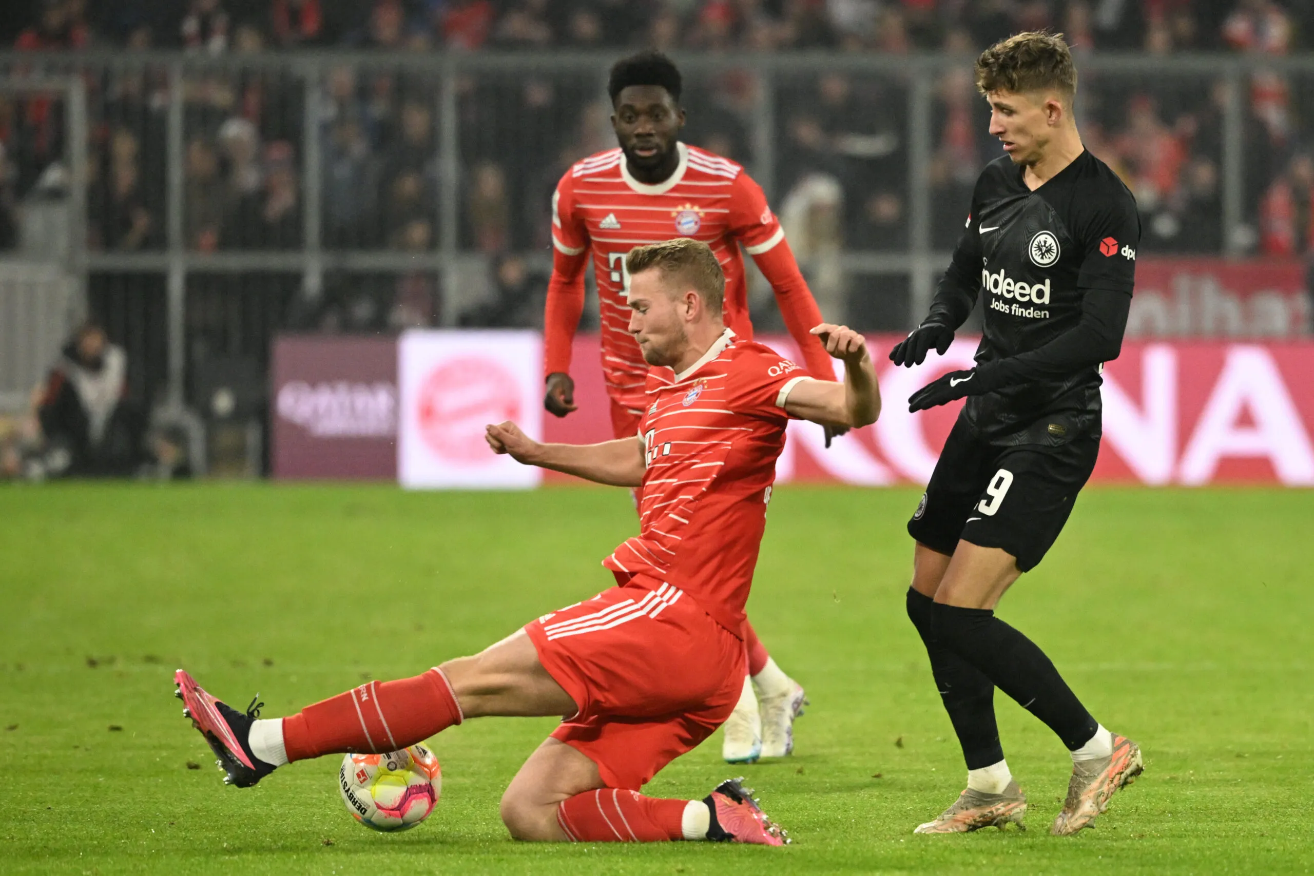 Le Bayern cale encore contre Francfort