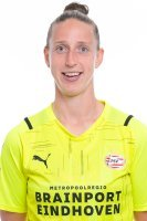 sari-van-veenendaal-381182-1