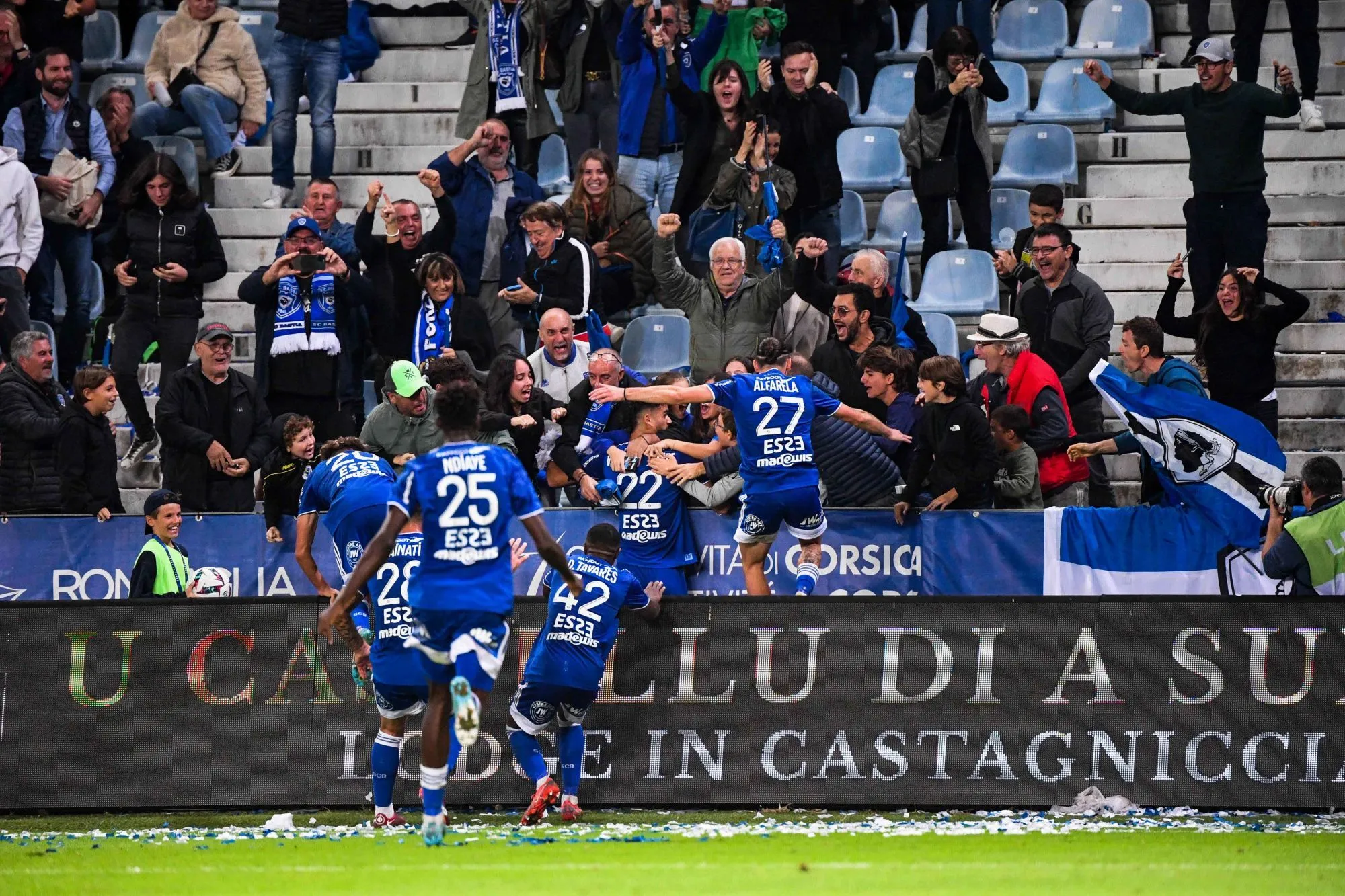 Equipe de football de Bastia SCB during the Ligue 2 BKT match between SC Bastia and Girondins de Bordeaux at Stade Armand Cesari on October 17, 2022 in Bastia, France. (Photo by Anthony Bibard/FEP/Icon Sport) - Photo by Icon sport