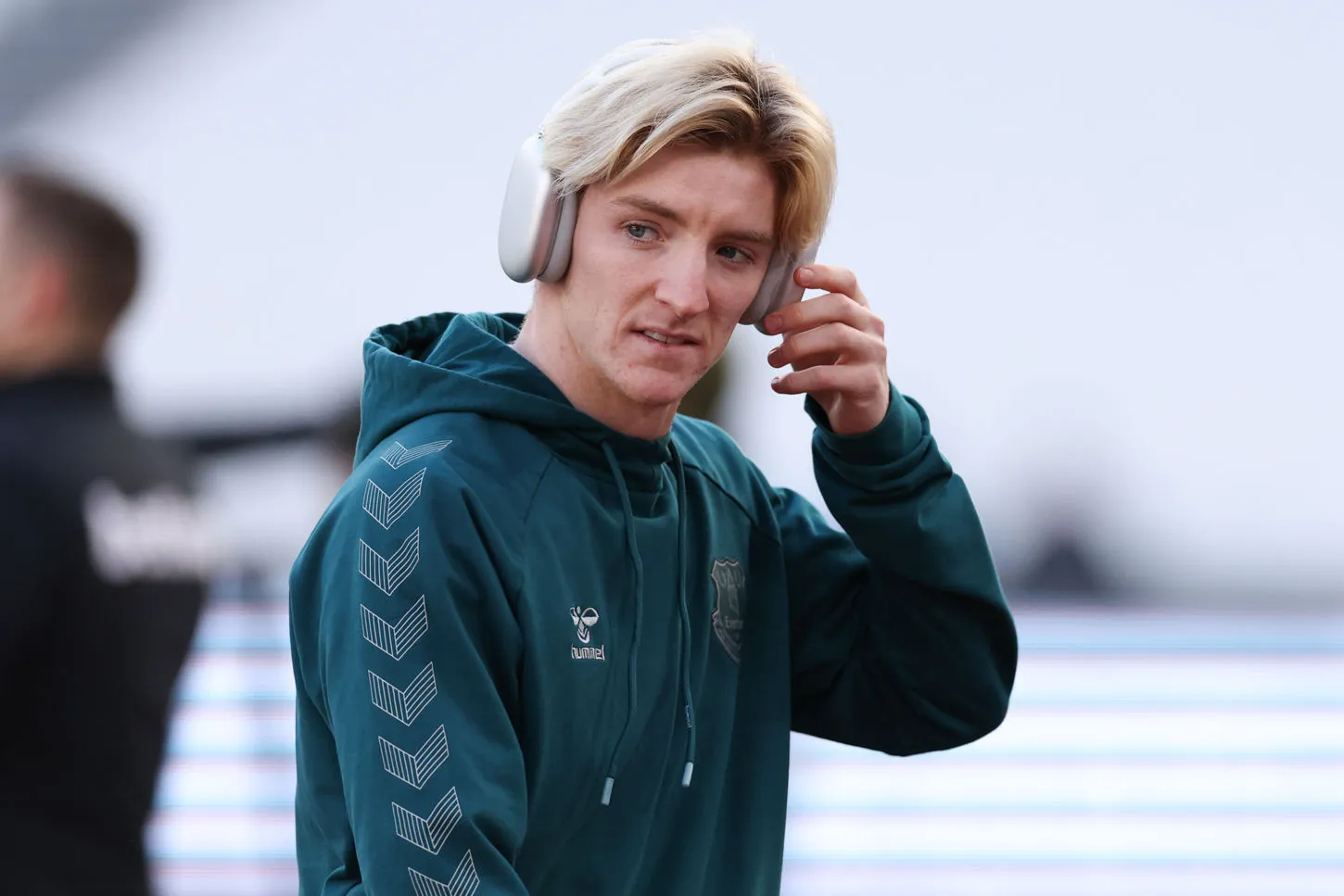 Anthony Gordon poursuit sa route à Newcastle