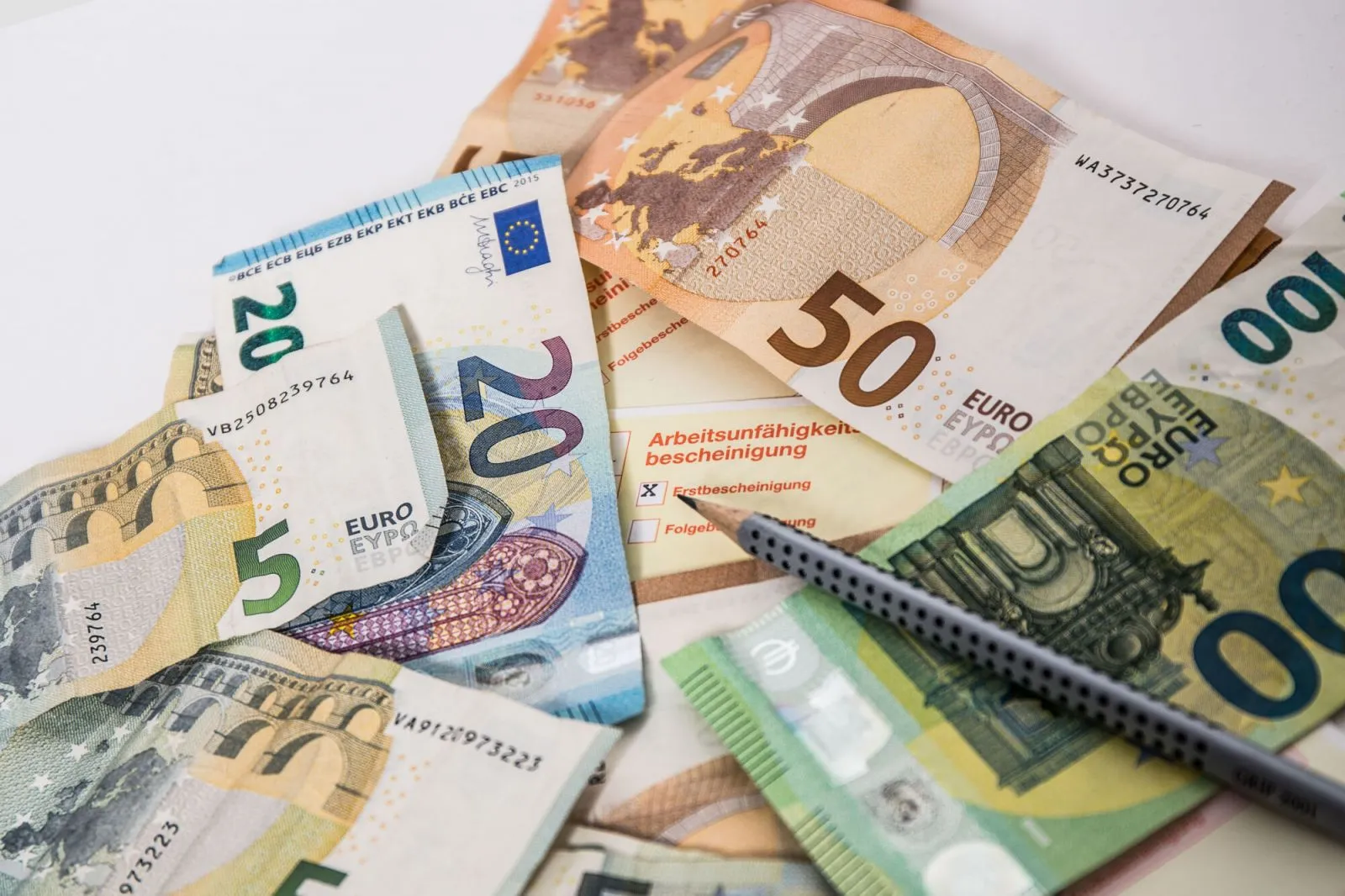 EuroMillions vendredi 3 février 2023 : 100 joueurs vont gagner 1 million d’€ chacun !