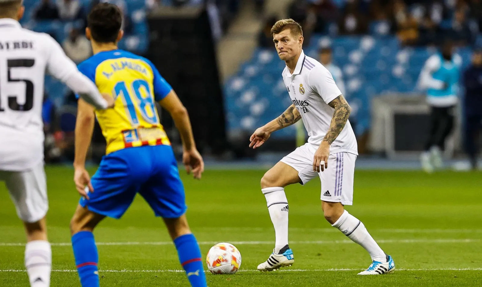 Le Real domine facilement Valence