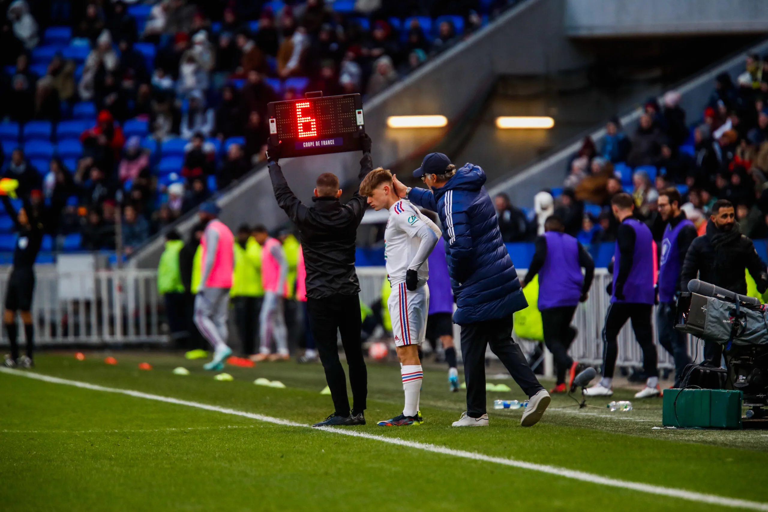 Johann LEPENANT of Lyon and Laurent BLANC coach of Lyon during the Round of 16 French Cup match between Chambery and Lyon at Groupama Stadium on January 21, 2023 in Lyon, France. (Photo by Romain Biard/Icon Sport)
