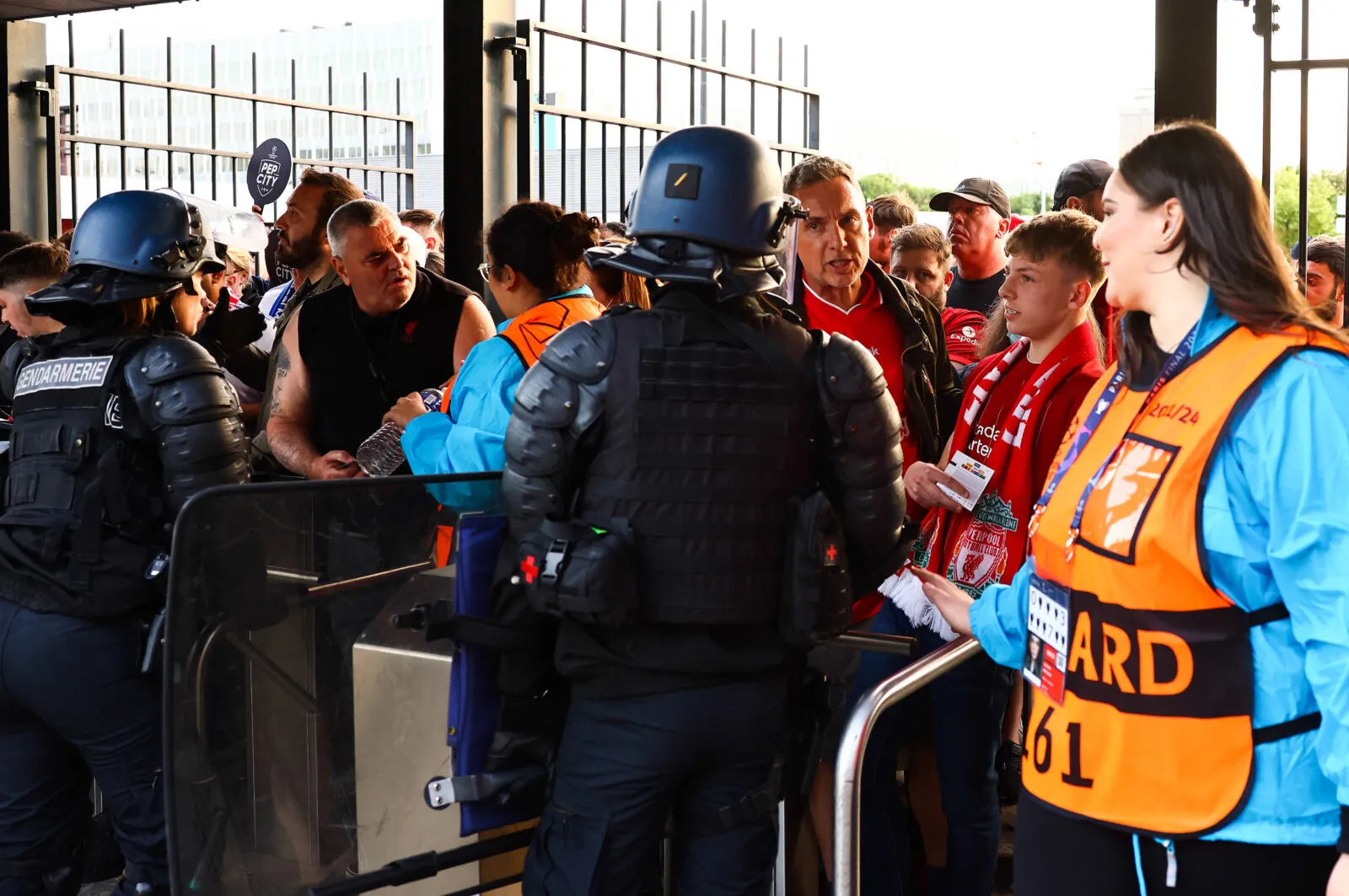 Le rapport qui accable la gestion de la finale au Stade de France