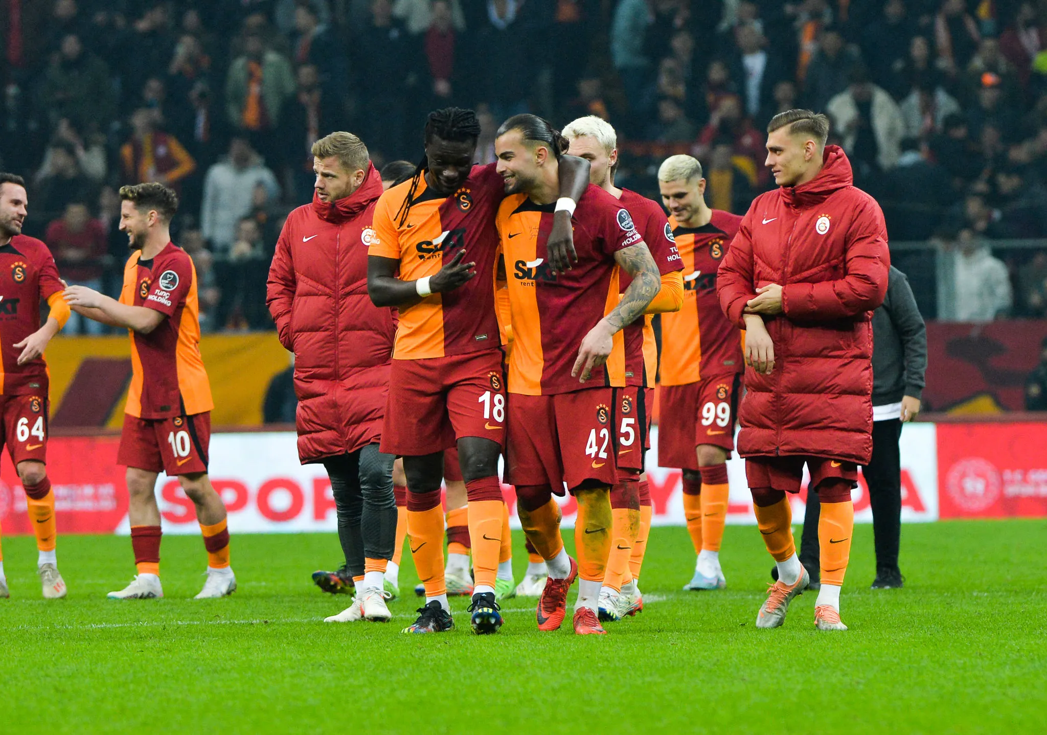 Les joueurs de Galatasaray renoncent à leur salaire