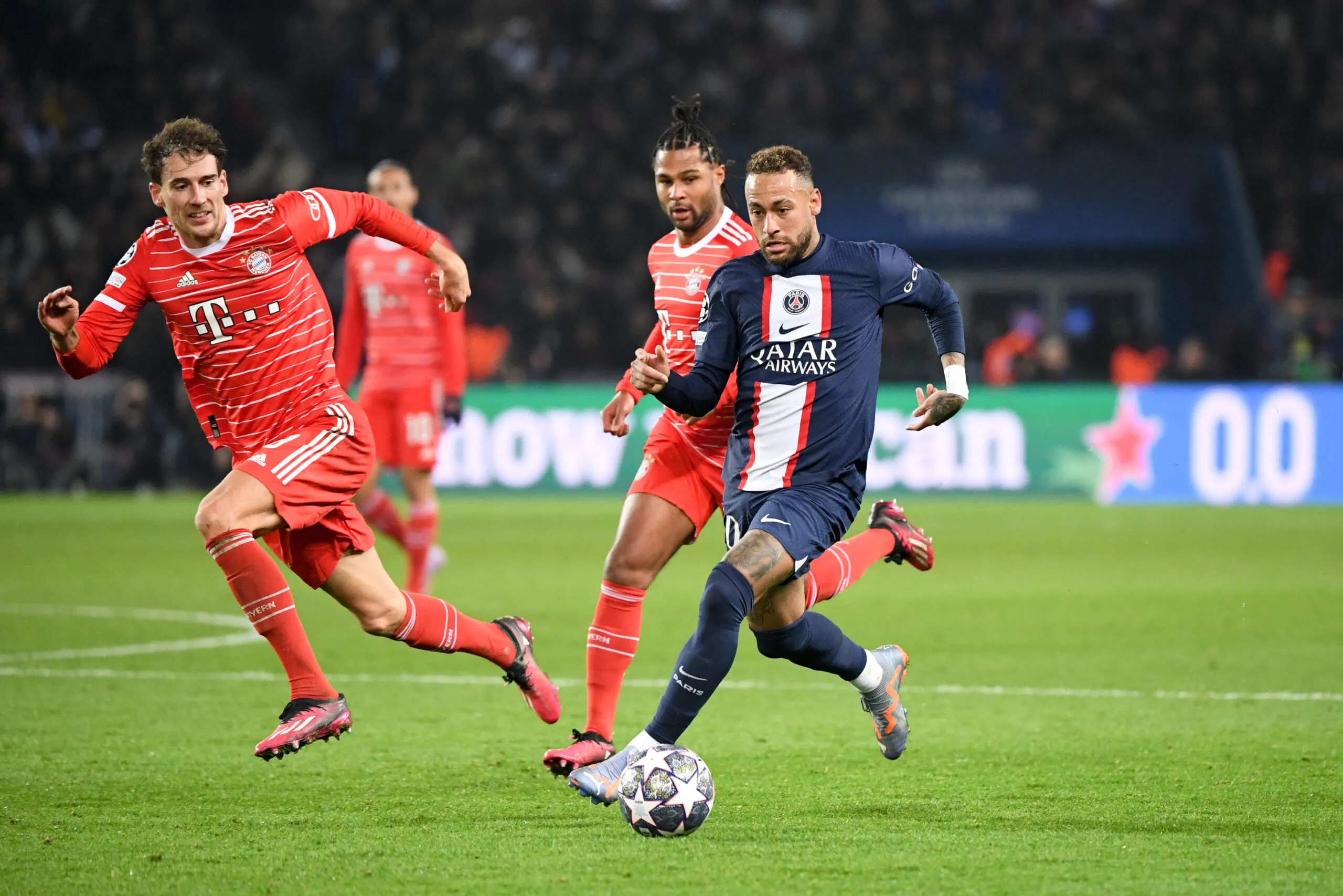 Poker, fast-food : la soirée de Neymar après le Bayern