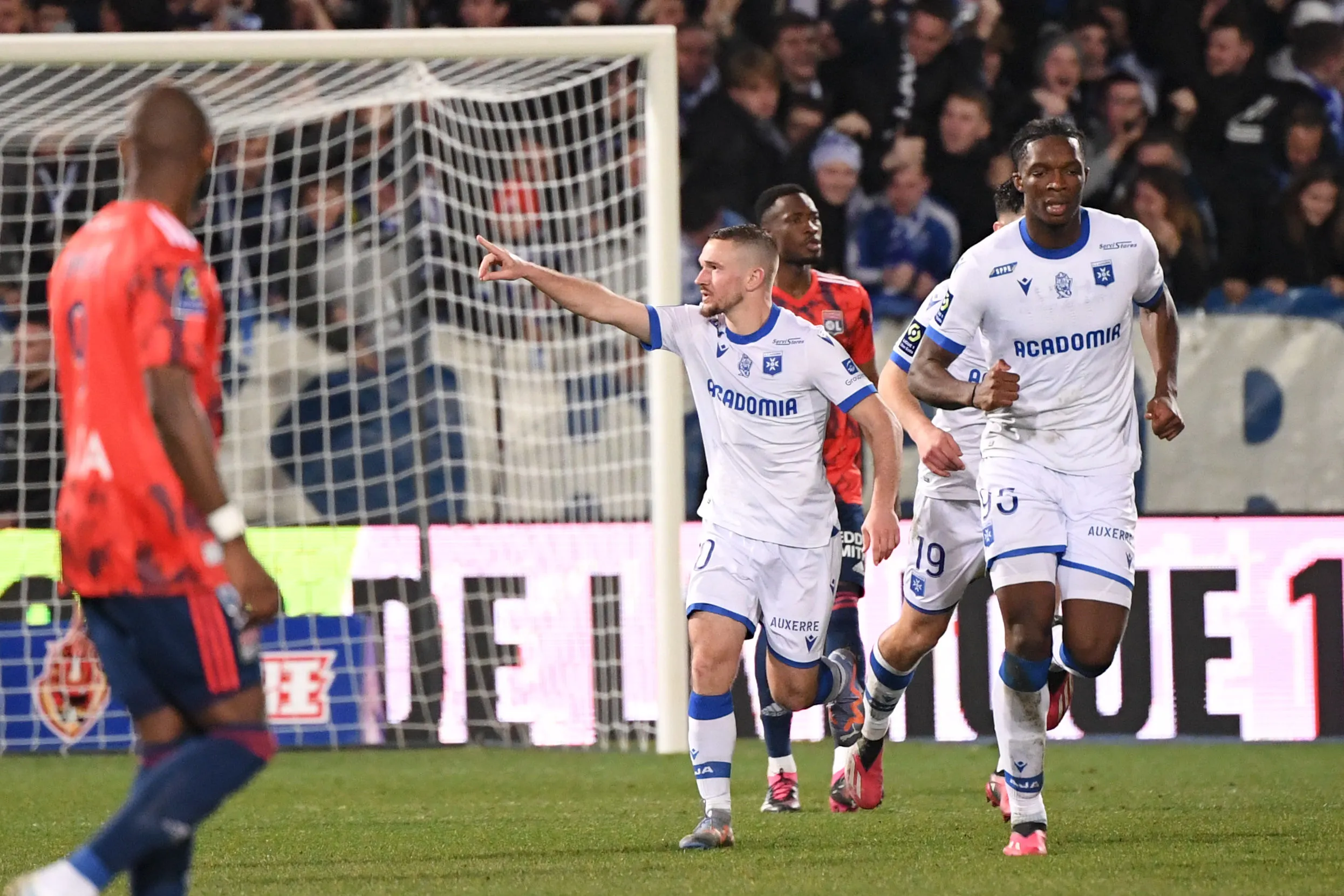 Revivez le gros coup d’Auxerre face à Lyon