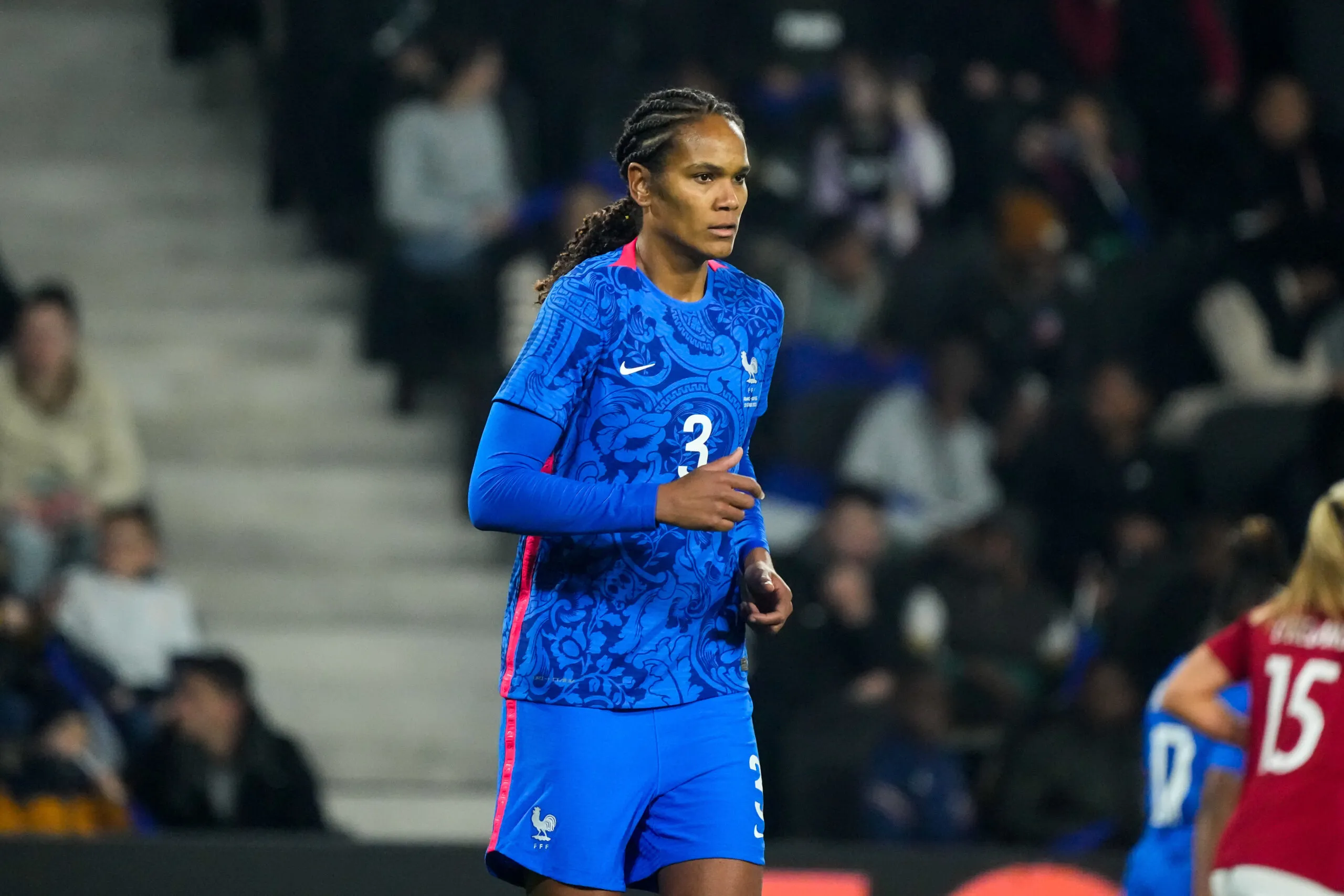 Wendie Renard fustige Diacre et se met en retrait des Bleues