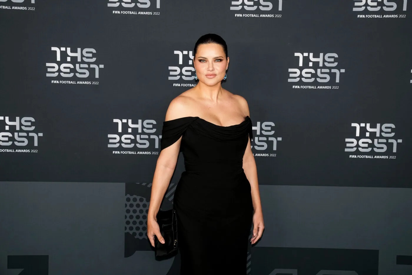 Le football féminin et la polémique Adriana Lima