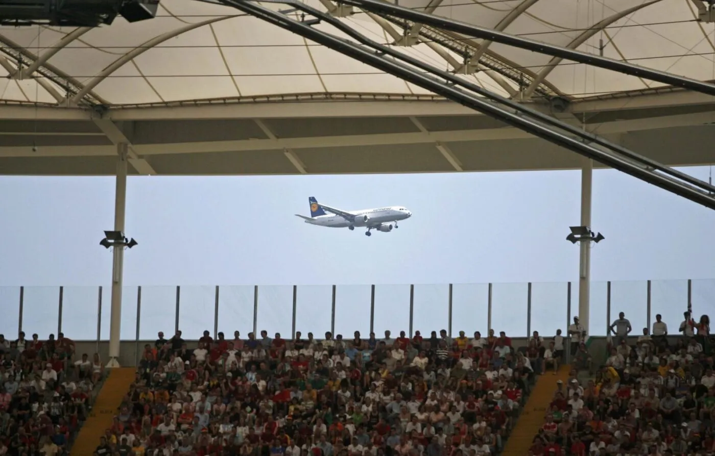 «<span style="font-size:50%"> </span>Aucun club de football n’est fier de prendre l’avion<span style="font-size:50%"> </span>»
