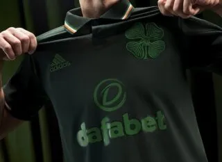 Le nouveau maillot du Celtic en édition limitée est superbe 