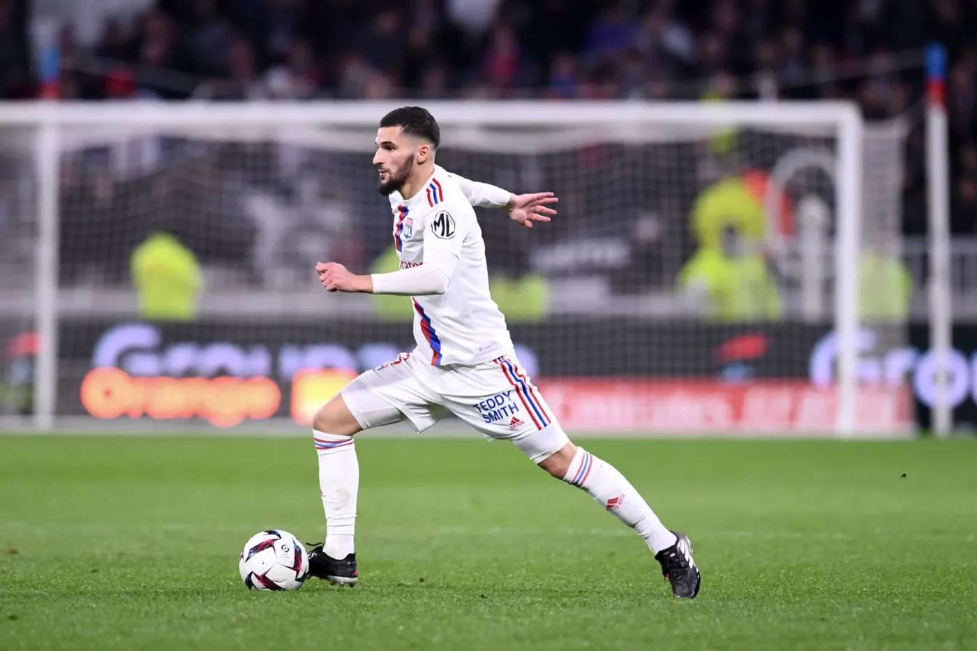 Houssem Aouar victime d’insultes racistes 