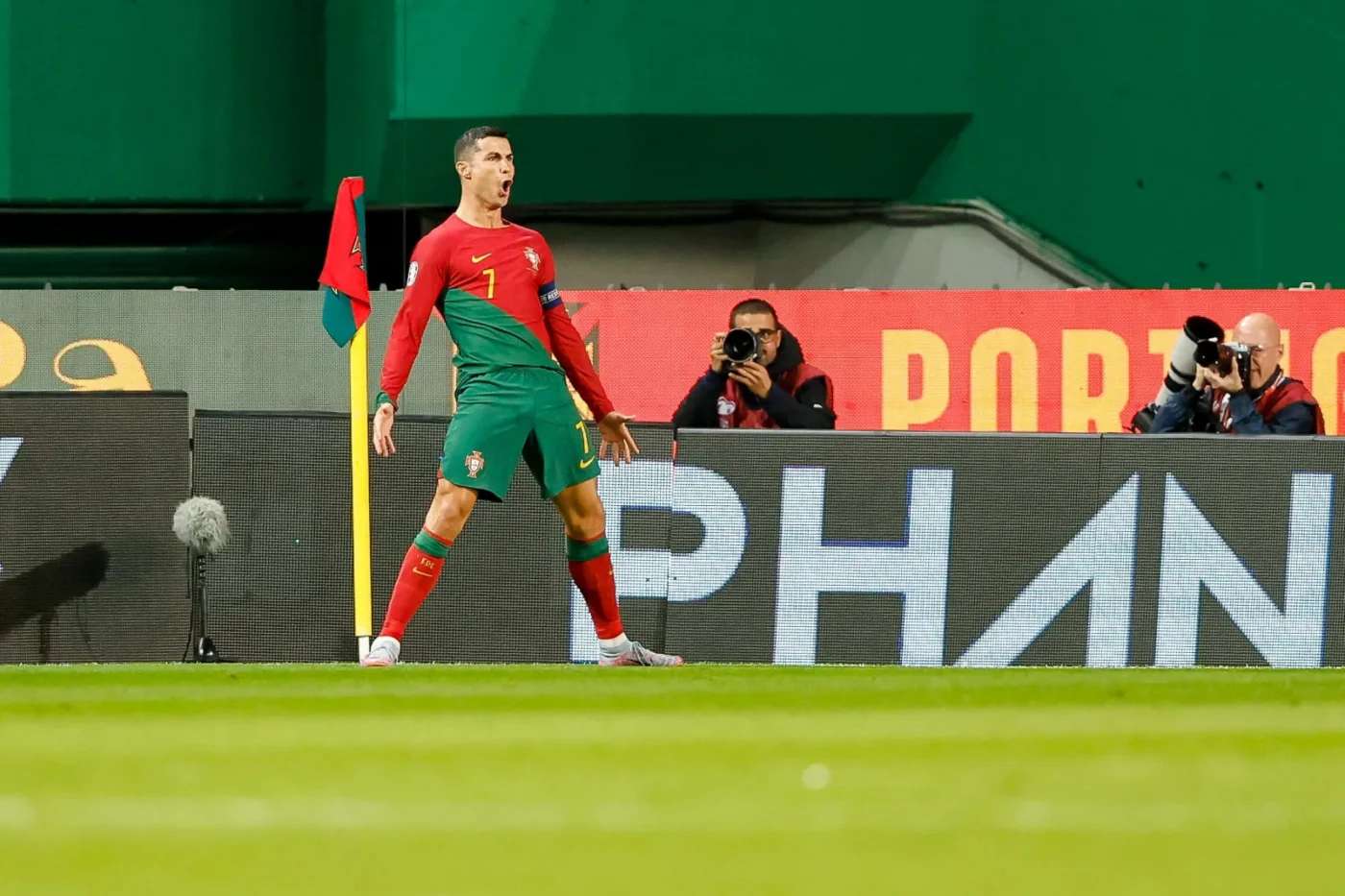 Un Ronaldo record permet au Portugal d&rsquo;écraser le Liechtenstein