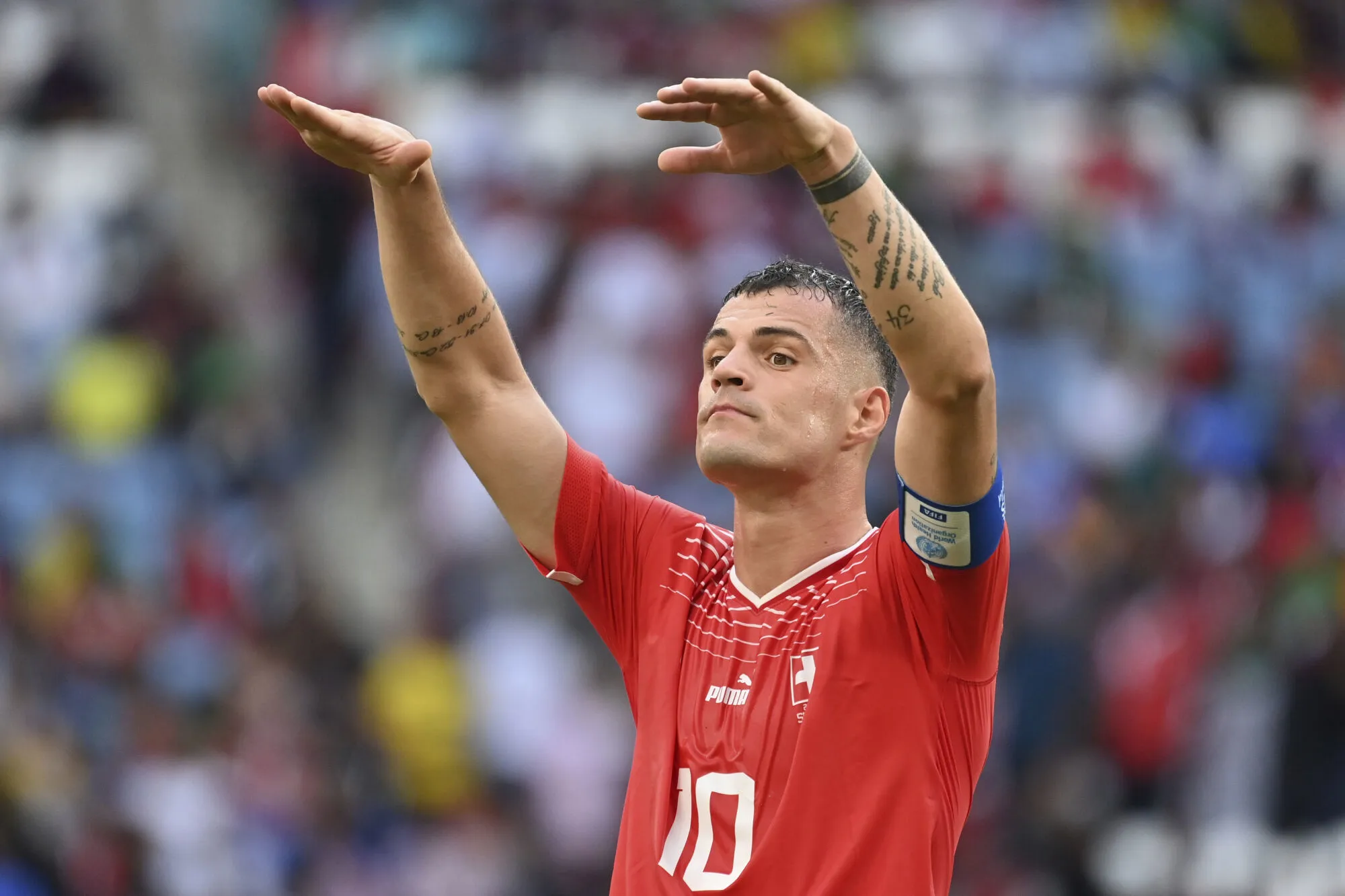 Granit XHAKA (SUI), gesture, gives instructions, action, single image, cut single motif, half figure, half figure. Switzerland (SUI) - Cameroon (CMR) 1-0 Group Stage Group G on 24/11/2022, Al Janoub Stadium. Soccer World Cup 2022 in Qatar from 20.11. - 18.12.2022 ? - Photo by Icon sport