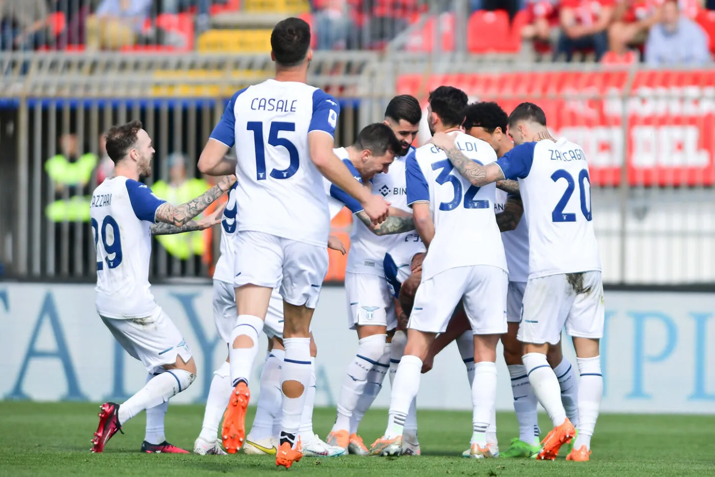 La Lazio écœure Monza et conforte sa deuxième place
