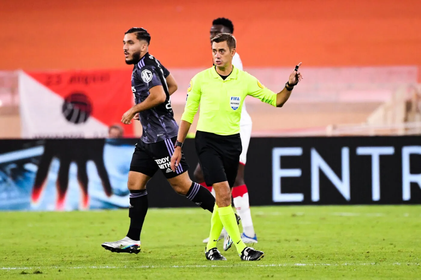 Clément Turpin gagne son procès contre un employé de l’OL