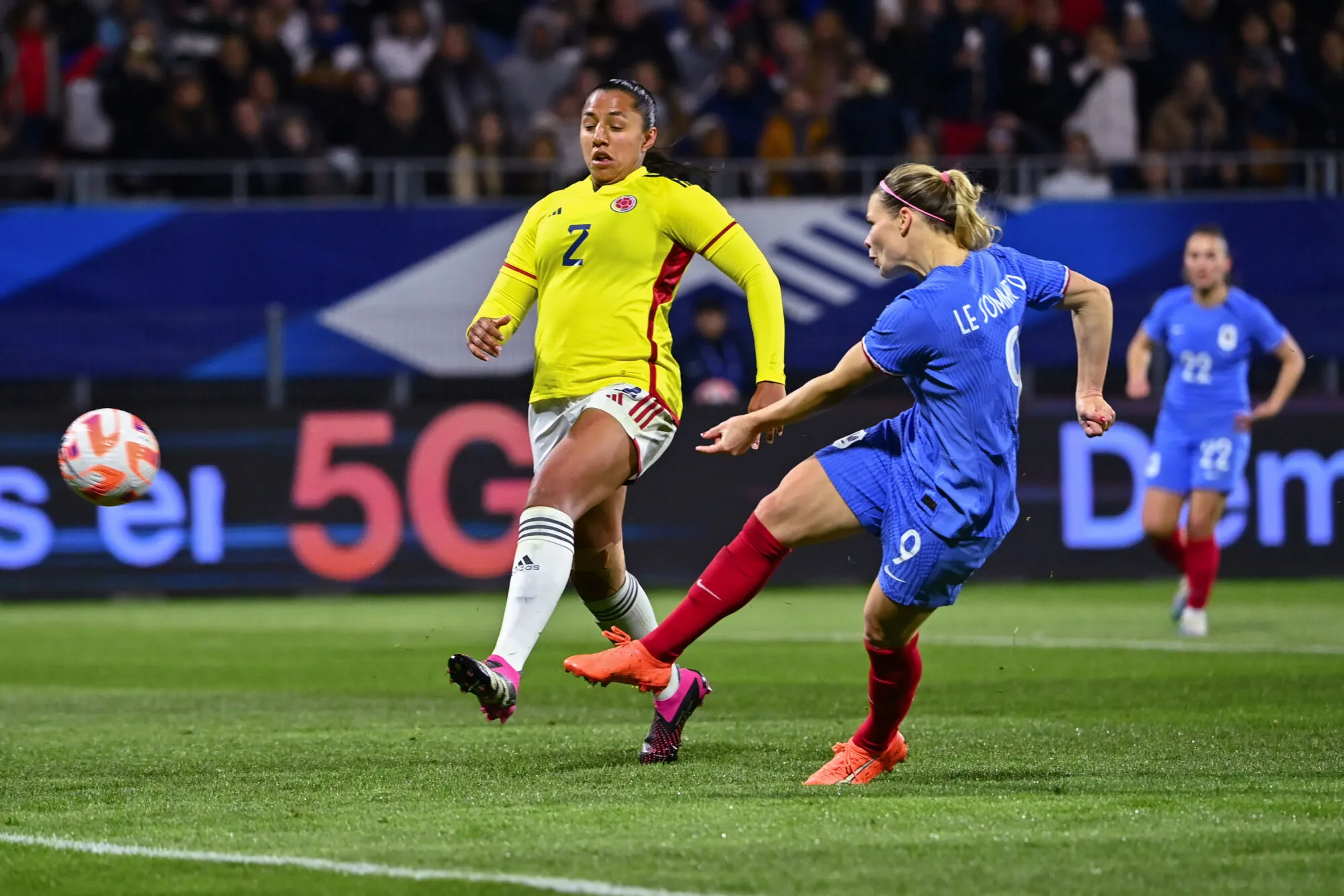 Eugenie LE SOMMER of France scores a goal during the Womens Friendly Match between France and Colombia at Stade Gabriel Montpied on April 7, 2023 in Clermont-Ferrand, France. (Photo by Anthony Dibon/Icon Sport)