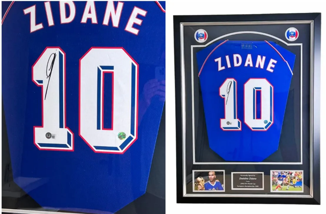 Un maillot de l&rsquo;équipe de France 1998 signé par Zidane mis aux enchères !