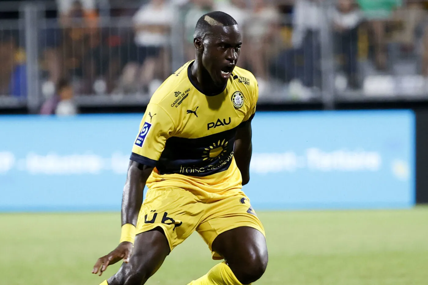 20 Henri SAIVET (pau) during the Ligue 2 BKT match between Pau and Saint Etienne on September 5, 2022 in Pau, France. (Photo by Romain Perrocheau/FEP/Icon Sport) - Photo by Icon sport