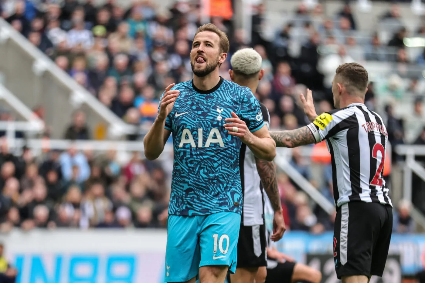 Les joueurs de Tottenham promettent de rembourser les fans qui se sont rendus à Newcastle