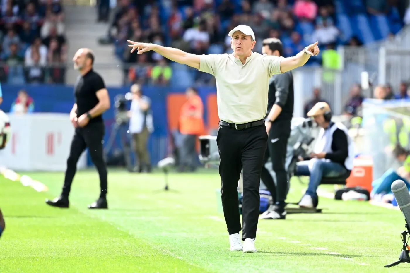 Philippe MONTANIER head coach of Toulouse during the Ligue 1 Uber Eats match between Montpellier and Toulouse at Stade de la Mosson on April 9, 2023 in Montpellier, France. (Photo by Alexandre Dimou/Alexpress/Icon Sport)