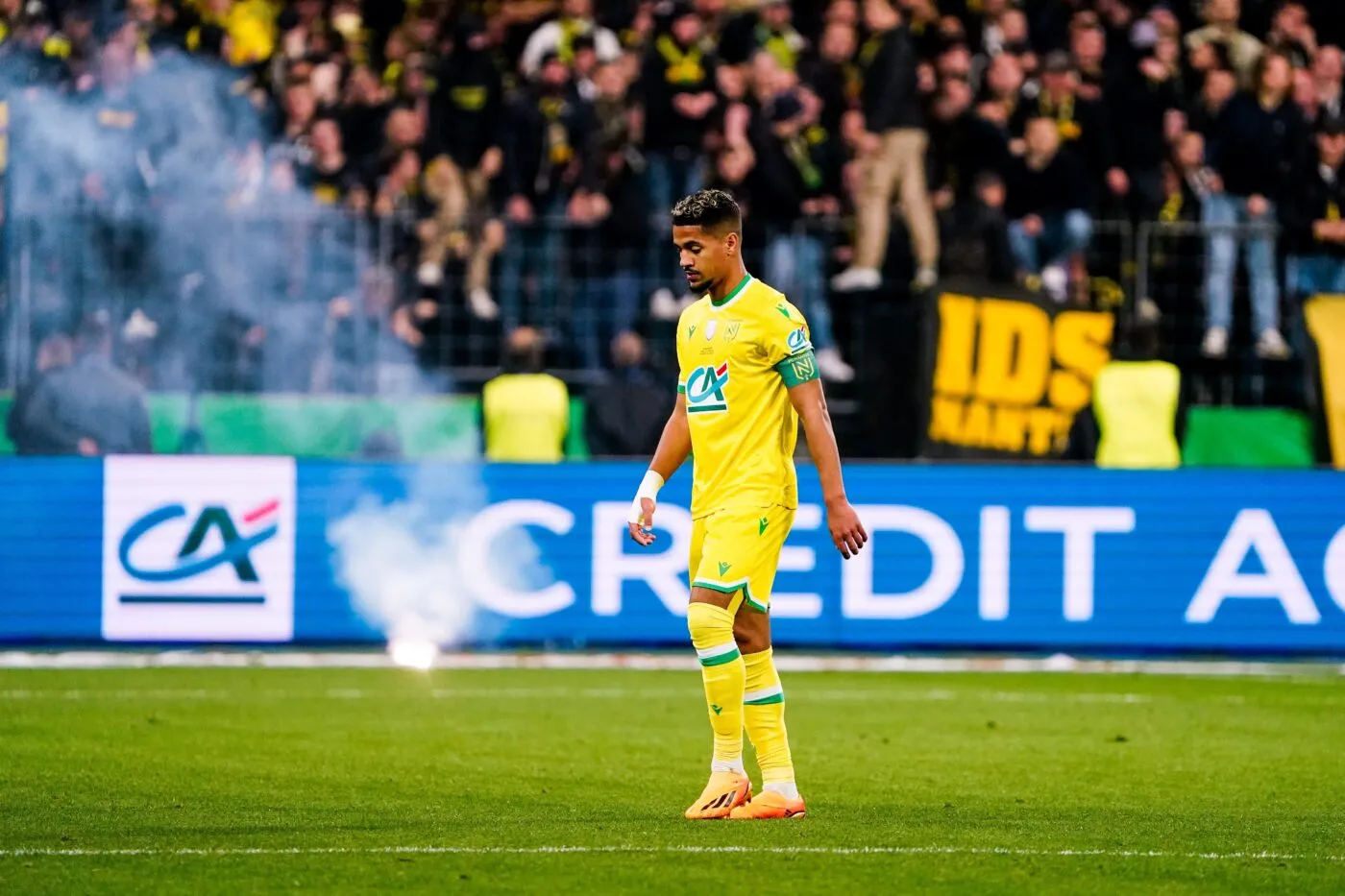 Ludovic BLAS. Attaquant. Maillot N°21 du FC Nantes porté…