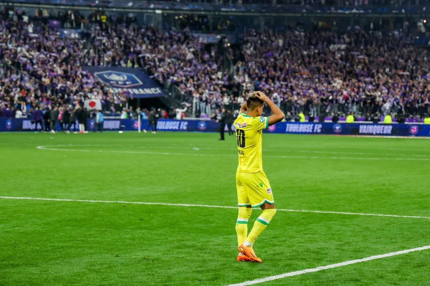 «<span style="font-size:50%"> </span>Le plus grave, c’est de ne pas avoir relevé la tête<span style="font-size:50%"> </span>», déplore Blas