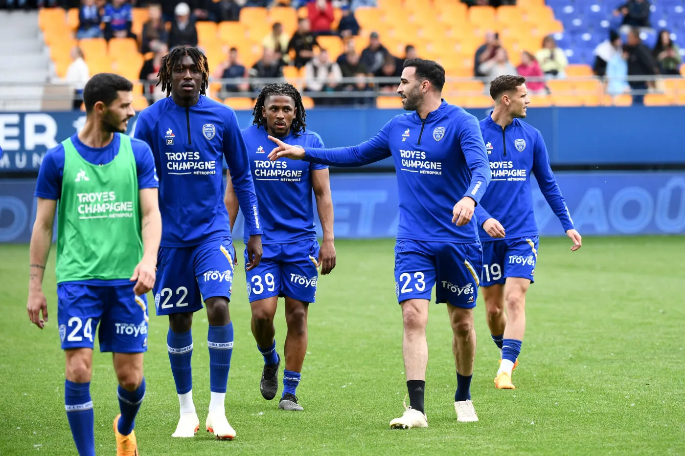 Adil Rami à deux doigts d&rsquo;en découdre avec les supporters troyens