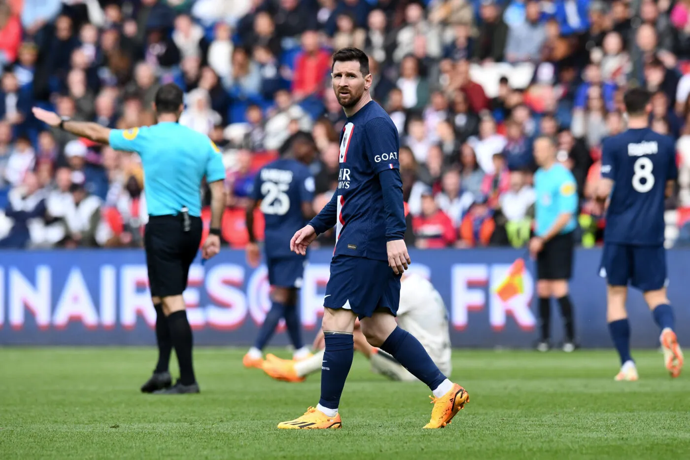 Lionel Messi présente ses excuses au PSG