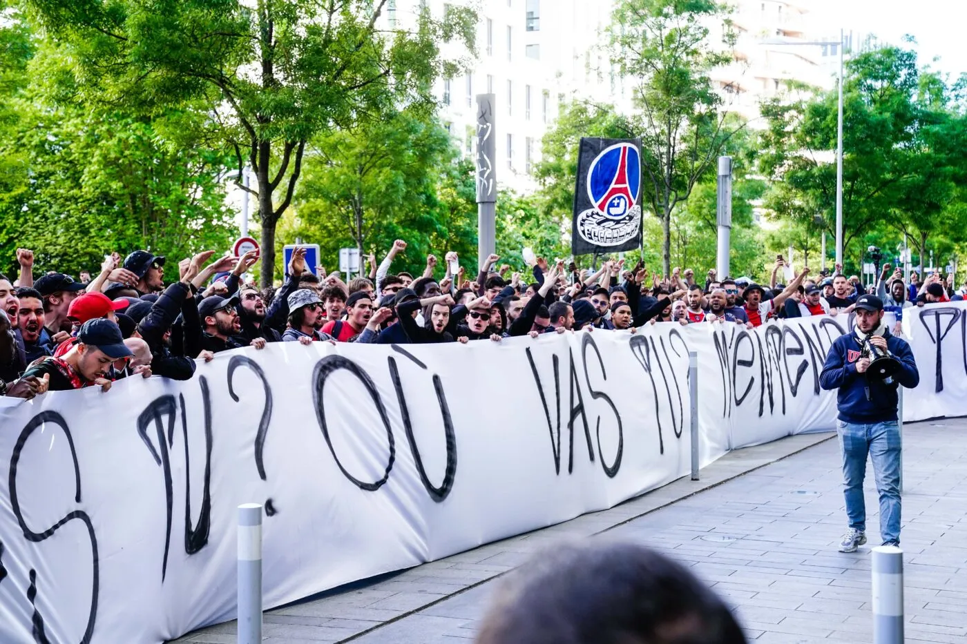 Le PSG condamne les manifestations de ses ultras