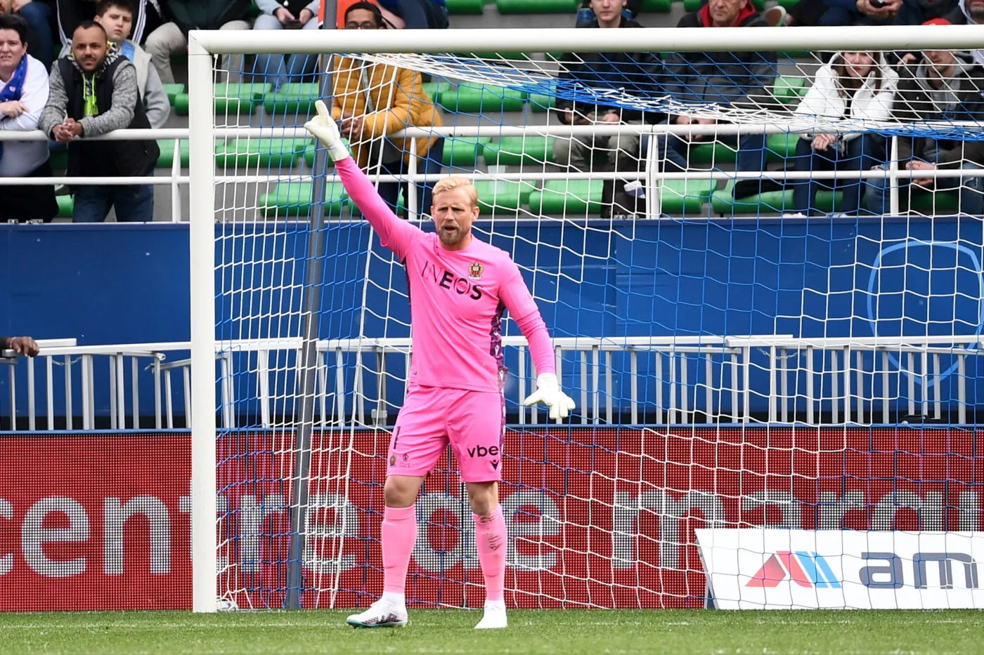 Kasper Schmeichel : «<span style="font-size:50%">&nbsp;</span>La véritable pression, c&rsquo;est de jouer le maintien en League Two  »