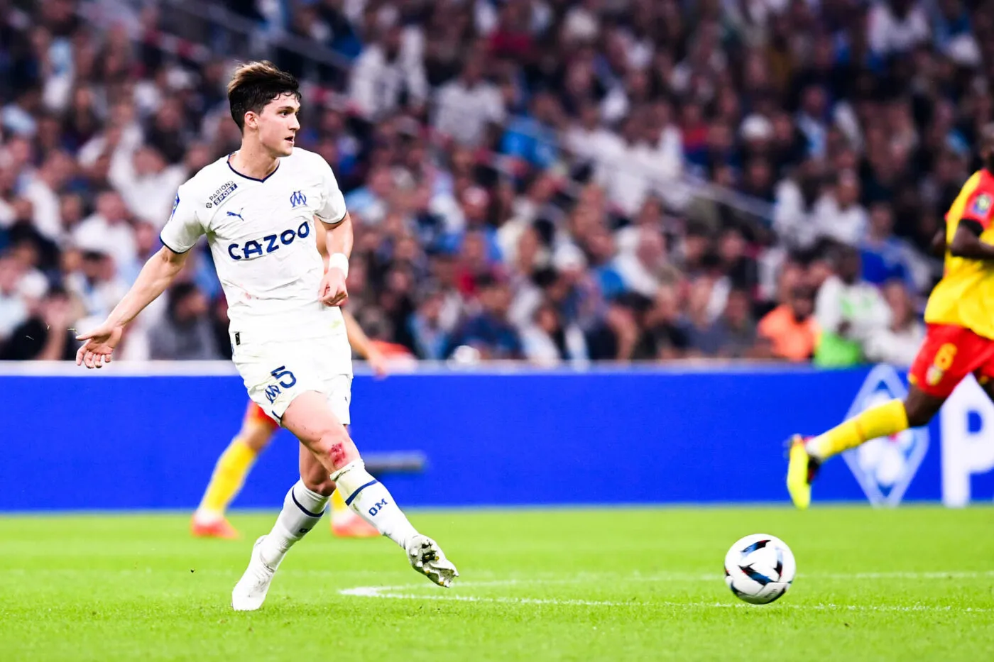 05 Leonardo Julian BALERDI ROSA (om) during the Ligue 1 Uber Eats match between Marseille and Lens at Orange Velodrome on October 22, 2022 in Marseille, France. (Photo by Philippe Lecoeur/FEP/Icon Sport) - Photo by Icon sport