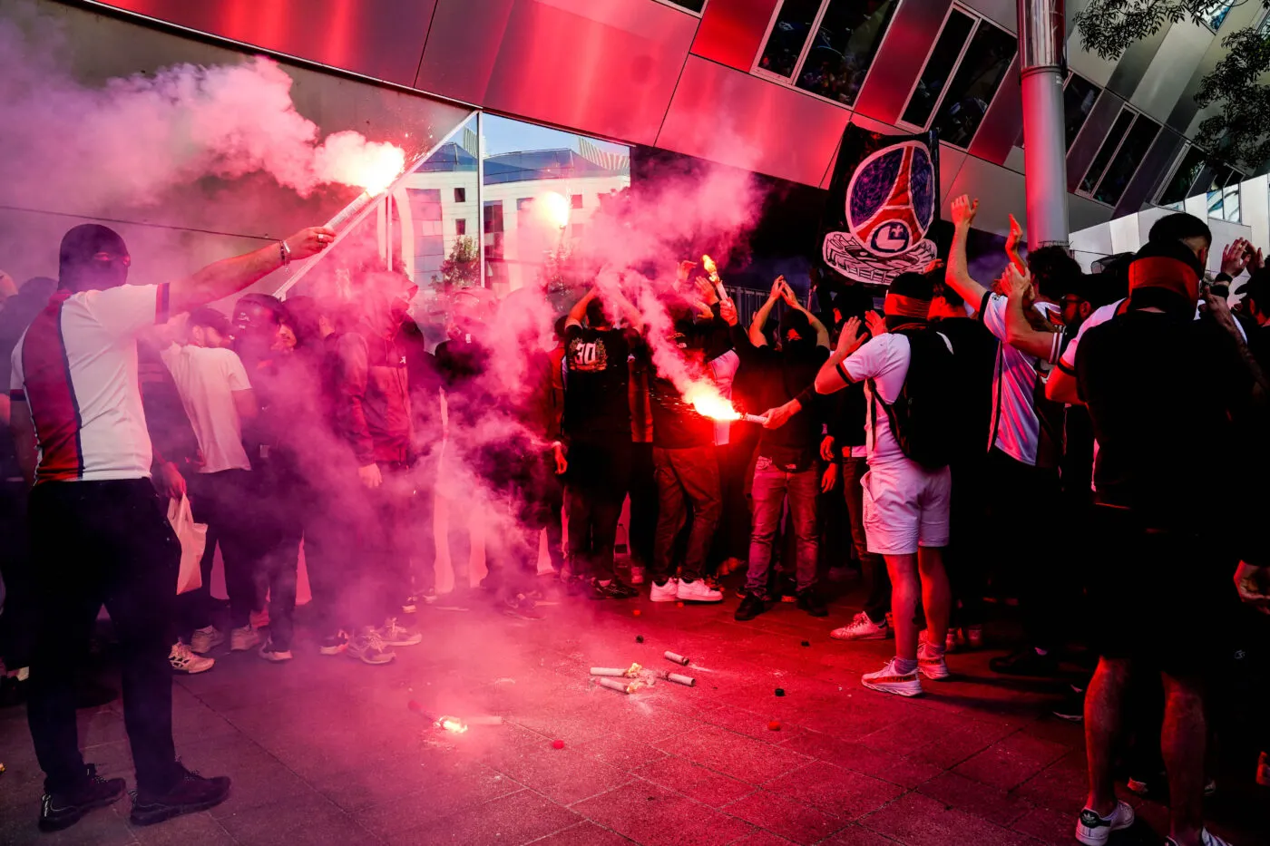 Le PSG bloque les places du CUP à la suite du rassemblement devant le domicile de Neymar
