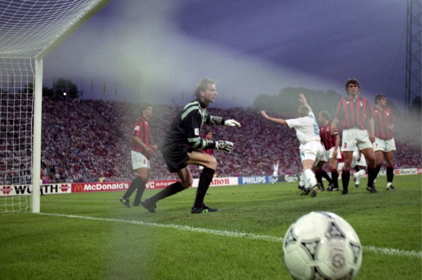 Goal Basile BOLI - 26.05.1993 - Milan AC / Marseille - Finale de la Ligue des Champions 1993 -