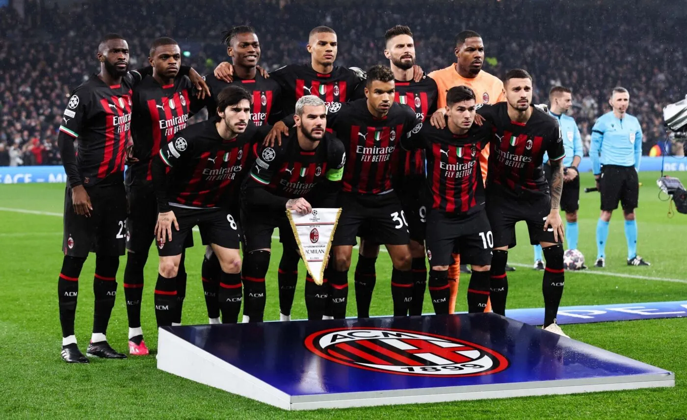 Le Burj Khalifa illuminé aux couleurs de l&rsquo;AC Milan