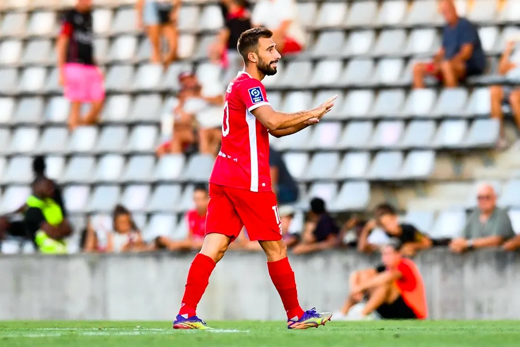 Nicolas Benezet : «<span style="font-size:50%"> </span>Ça fait plaisir de recevoir le prix Puskas<span style="font-size:50%"> </span>»