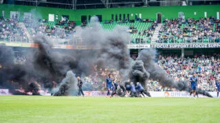 Pays-Bas : la partie entre Groningue et l'Ajax arrêtée au bout de dix minutes
