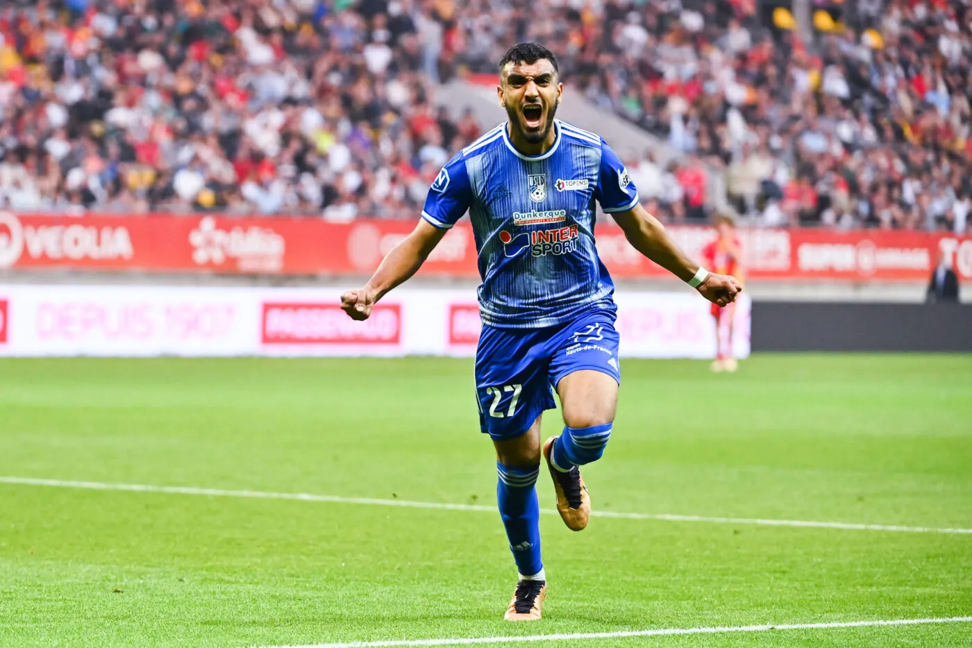 Concarneau et Dunkerque en Ligue 2, Nancy et Bourg-en-Bresse relégués dans le chaos